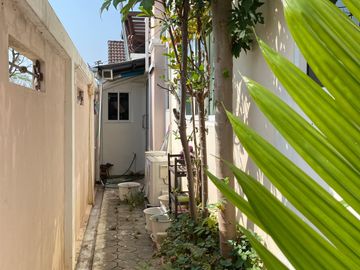 4 bed family home with private pool for sale in Hang Dong