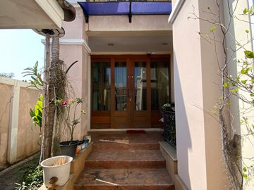 4 bed family home with private pool for sale in Hang Dong