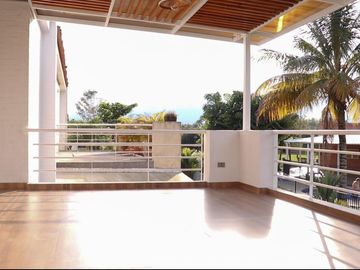 VENDO CASA LUXURY  HACIENDA EL CASTILLO  JAMUNDI