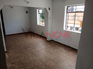 CASA EN VENTA EN UNIDAD VECINAL - ICA