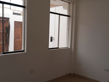 Casa en Alquiler en Urb. Jardines de Santa Rosa, Chiclayo