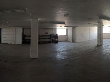 Bodega de Uso Mixto, Maquila, Almacen y Oficinas Iztapalapa