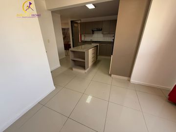 Amplia Casa Condominio Jardín Oriente Til-Til.
