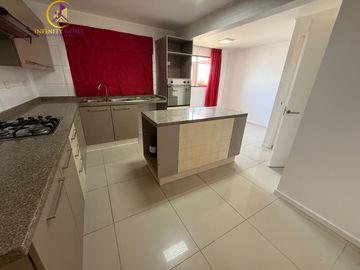 Amplia Casa Condominio Jardín Oriente Til-Til.