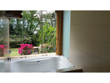 CASA CONTEMPORANEA EN VENTA