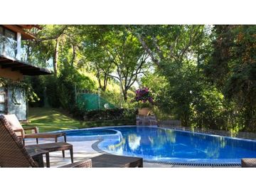 CASA CONTEMPORANEA EN VENTA