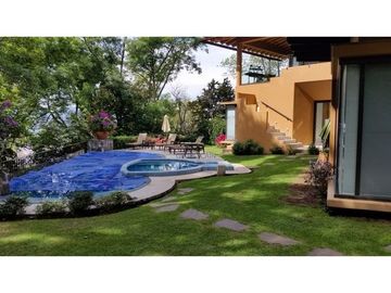 CASA CONTEMPORANEA EN VENTA