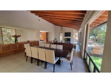 CASA CONTEMPORANEA EN VENTA