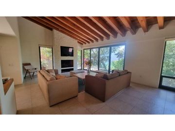 CASA CONTEMPORANEA EN VENTA