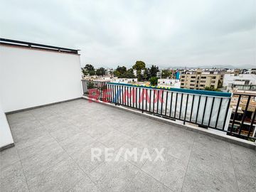 Amplio Departamento Duplex En Estreno En Surco