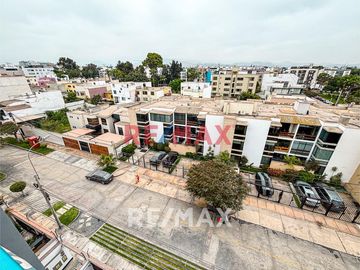 Amplio Departamento Duplex En Estreno En Surco