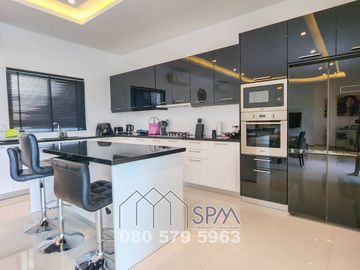 3 bedrooms Pool Villa for Sale at Aria 1 Hua Hin Soi 88, Price 9.9 Million Baht