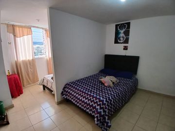 Venta hermosa casa unifamiliar a 2 cuadras del parque principal de Copacabana-Antioquia