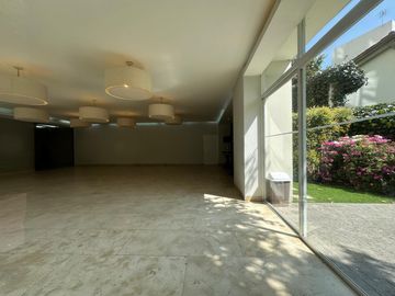 DEPARTAMENTO DE LUJO EN SANTA FE: ESPACIOS AMPLIOS, VISTAS ESPECTACULARES Y AMEN