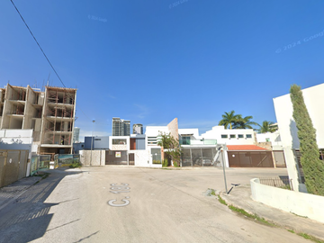 GRAN OPORTUNIDAD DE INVERSIÓN - CASA ECONOMICA EN VENTA - (REMATE BANCARIO) C. 18C 406, Col. Altabrisa, 97130 Mérida, Yuc.