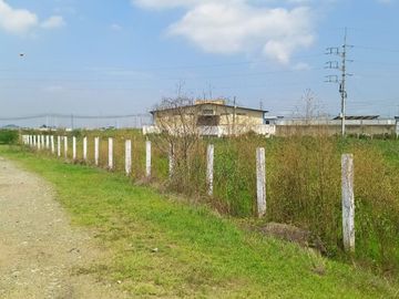 TERRENO COMERCIAL E INDUSTRIAL EN VENTA