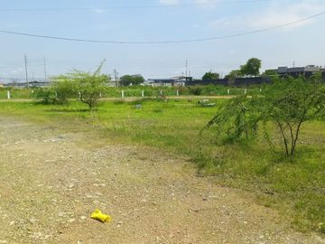 TERRENO COMERCIAL E INDUSTRIAL EN VENTA