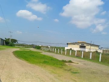 TERRENO COMERCIAL E INDUSTRIAL EN VENTA