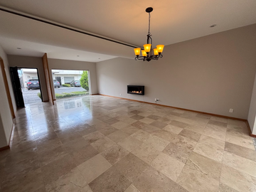 Residencia en Venta Bosque de Sauces