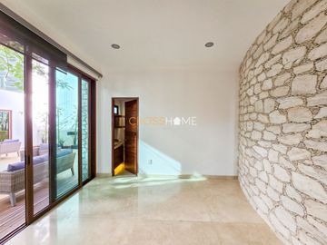 VENTA DE CASA, EN ZONA PRIVILEGIADA JURIQUILLA QRO.