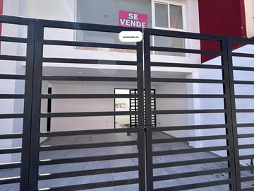 Casa en venta en valle del sol