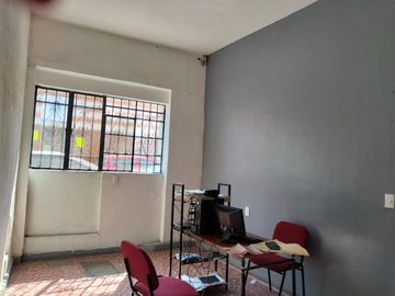 EN VENTA CASA DE 1 NIVEL EN EL CENTRO DE CUAUTLA