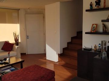 Vendo Casa de 3 Dormitorios  ingresando por la Panamericana Norte Carcelén