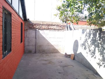 Casa en venta Maipú Barrio Las Flores, Pasaje cerrado, impecable.