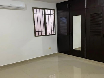 HERMOSA CASA EN VENTA EN FRACCIONAMIENTO PASEOS DE OPICHEN, MÉRIDA, YUC.