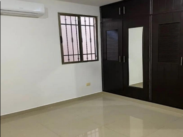HERMOSA CASA EN VENTA EN FRACCIONAMIENTO PASEOS DE OPICHEN, MÉRIDA, YUC.