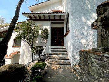 Jardines de La Montaña VENDO CASA colonial mexicana moderna con vistas al área verde protegida!
