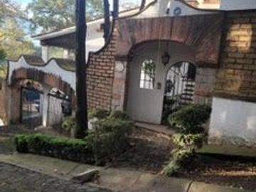 Jardines de La Montaña VENDO CASA colonial mexicana moderna con vistas al área verde protegida!