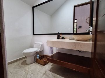 CASA EN VENTA EN HACIENDA VALBUENA EN LEON, GTO.
