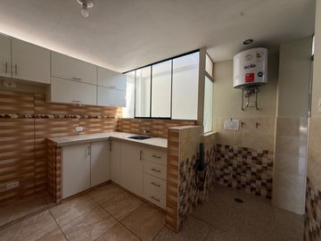 VENTA DEPARTAMENTO URB. LAS QUINTANAS