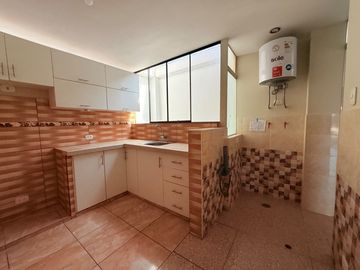 VENTA DEPARTAMENTO URB. LAS QUINTANAS