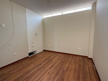 VENTA DEPARTAMENTO URB. LAS QUINTANAS