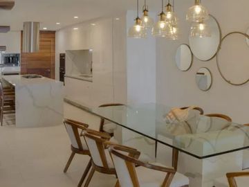CASA EN VENTA FRENTE AL MAR ZONA HOTELERA CANCUN