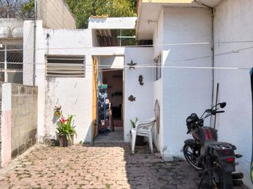 VENTA DE CASA DE 1 NIVEL EN LA COL. LAZARO CARDENAS
