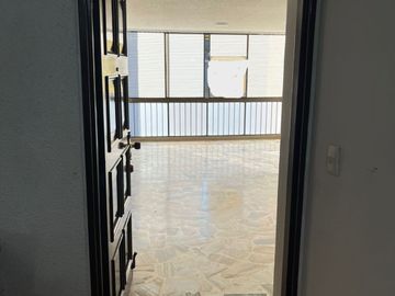 VENDO APTO TEJARES DE LOS CRISTALES CALI