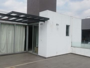 BONITA CASA BIEN UBICADA CON TODOS LOS SERVICOS