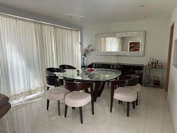 BONITA CASA BIEN UBICADA CON TODOS LOS SERVICOS