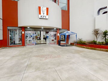 Oficinas en renta - Centro comercial River Mall Valle de los chillos