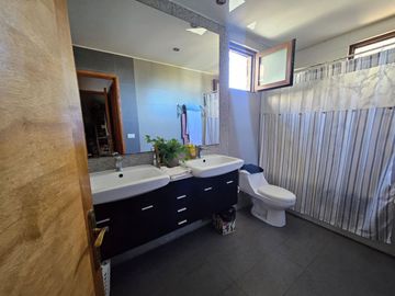 BROKER- BOSQUES 4D-3B-3ESTAC- PATIO- PISCINA