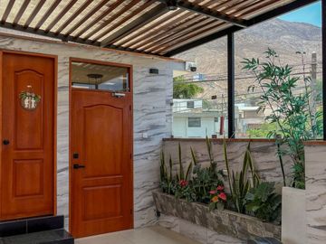 SE ALQUILA HERMOSA CASA SMART 471 M2 RINCONADA DE LAGO 2DA ETA