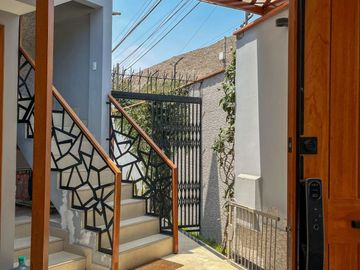 SE ALQUILA HERMOSA CASA SMART 471 M2 RINCONADA DE LAGO 2DA ETA