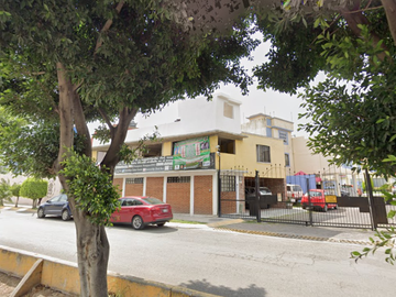 Casa en Remate-(65% Debajo De Su Valor Comercial, Solo Recursos Propios)-Cam. a Acolman, Cofradía San Miguel ÌII, Cuautitlán Izcalli-SK10
