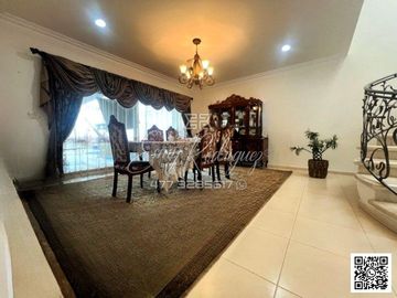 CASA EN VENTA, JARDINES DEL CAMPESTRE, 4 REC CON BAÑO. ALBERCA, EQUIPADA,