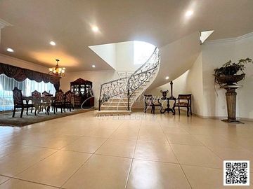 CASA EN VENTA, JARDINES DEL CAMPESTRE, 4 REC CON BAÑO. ALBERCA, EQUIPADA,