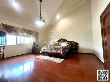 CASA EN VENTA, JARDINES DEL CAMPESTRE, 4 REC CON BAÑO. ALBERCA, EQUIPADA,