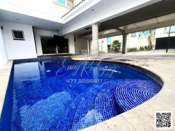 CASA EN VENTA, JARDINES DEL CAMPESTRE, 4 REC CON BAÑO. ALBERCA, EQUIPADA,